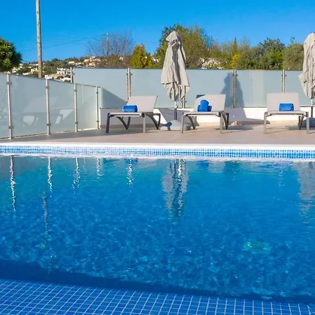 Sunny House Вилла *