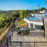 Sunny House Vila *