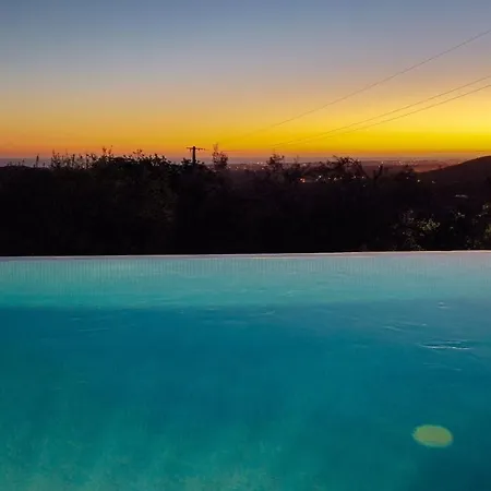 Sunny House 别墅 楼尔