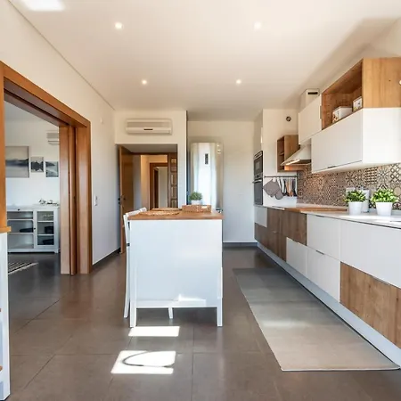Villa Sunny House *
